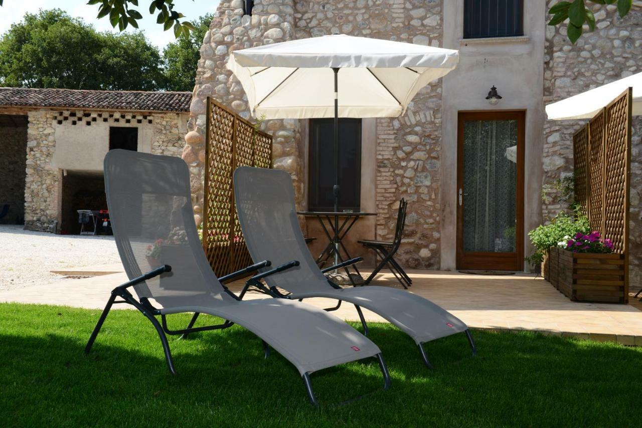 Corte Davini Agriturismo Monzambano Exterior foto